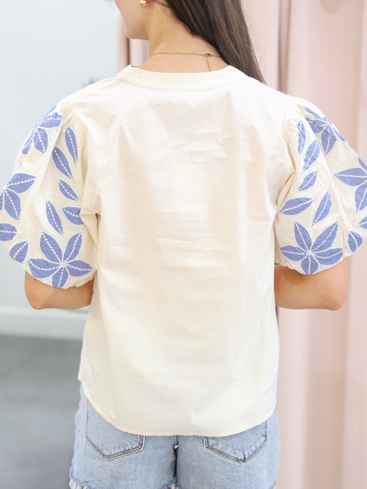 Cami Floral Embroidered Puff Sleeve Top