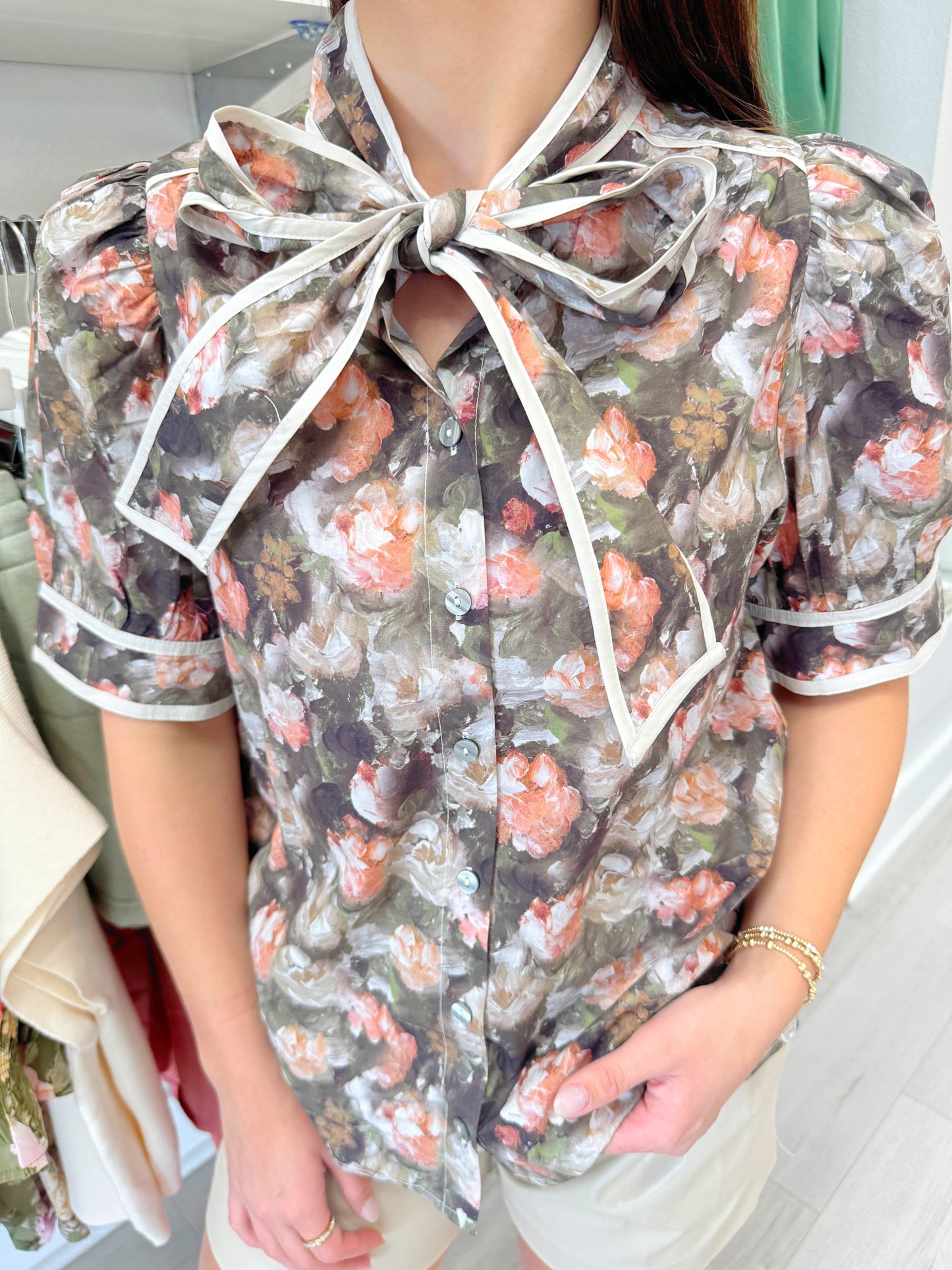 Floral Puff Sleeve Tie Neck Top