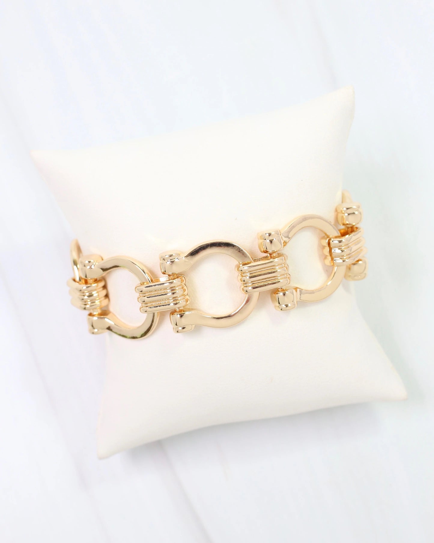 Ely Horsebit Chain Bracelet