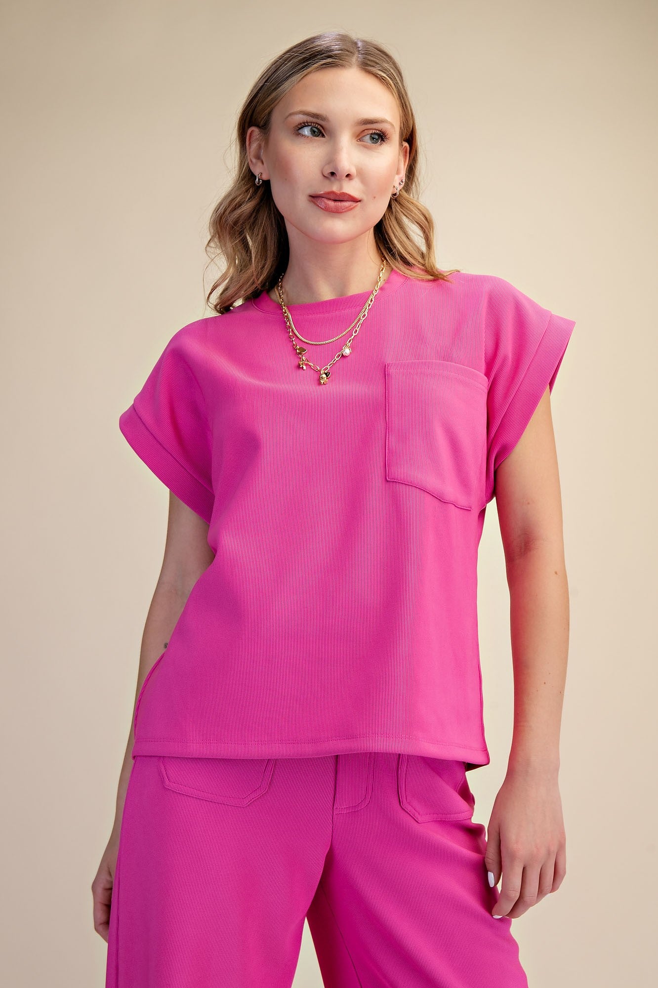 Evie Everyday Round Front Pocket Top