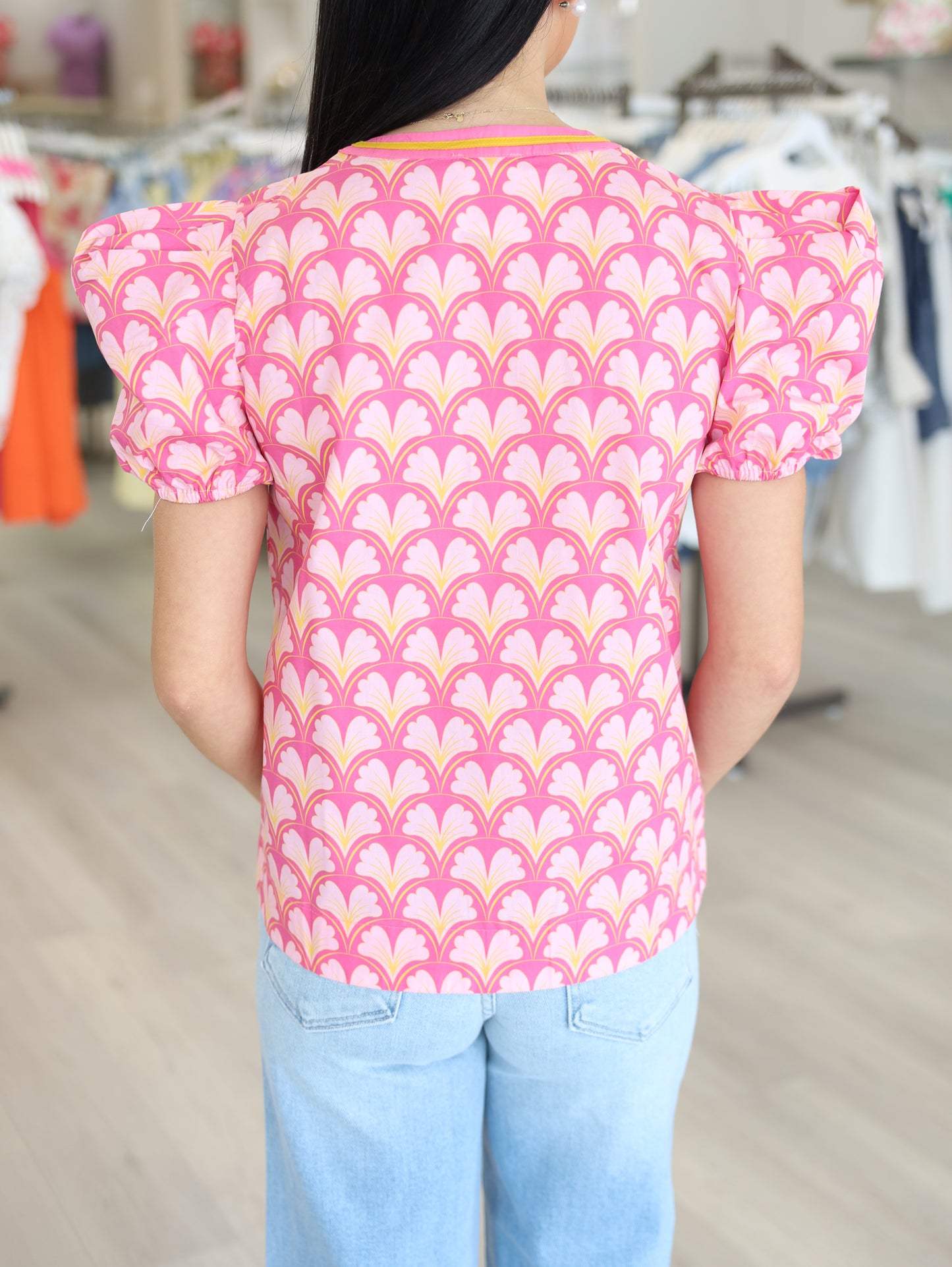 Geometric Print Puff Sleeve Top