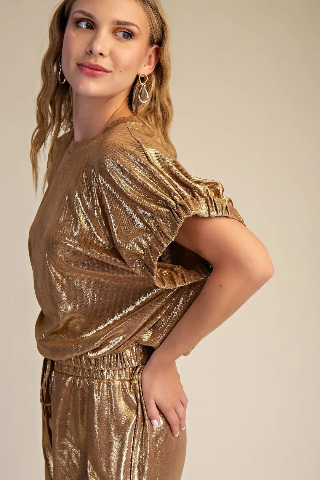 Round Neck Waist Band Top