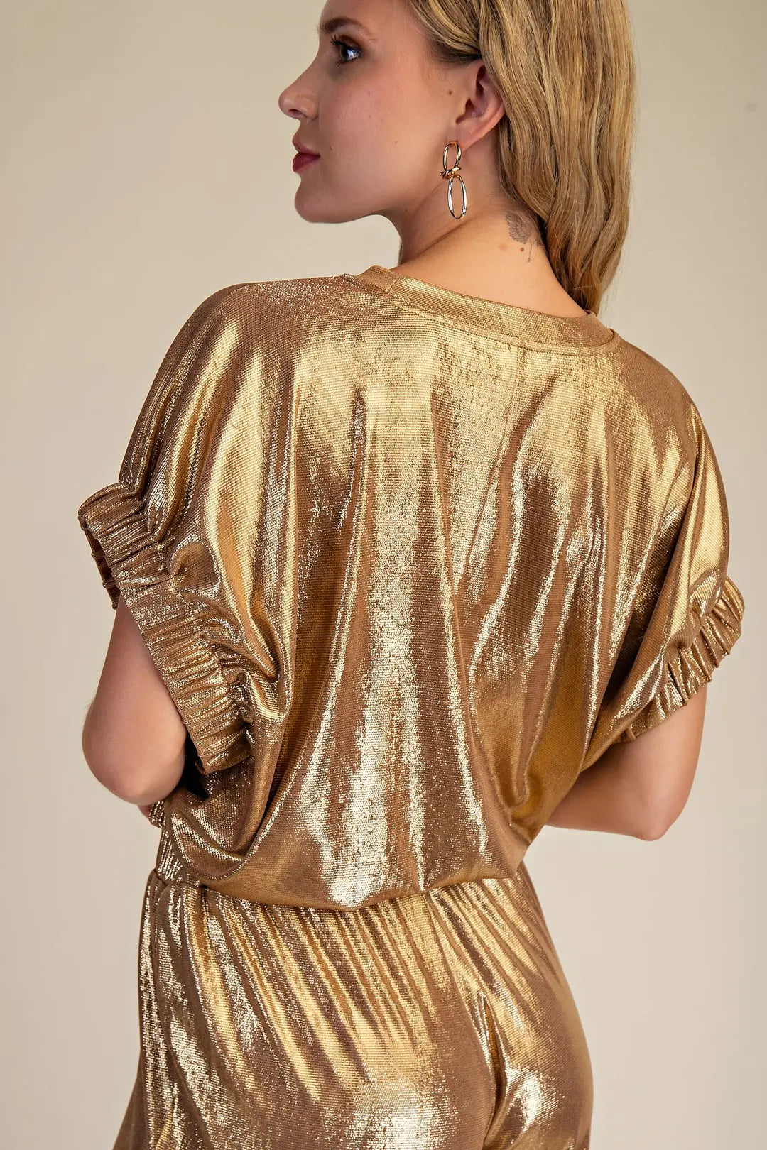 Round Neck Waist Band Top