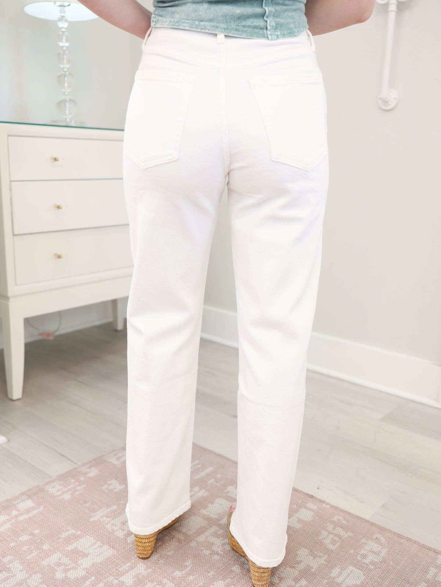 Relaxed Straight Jean