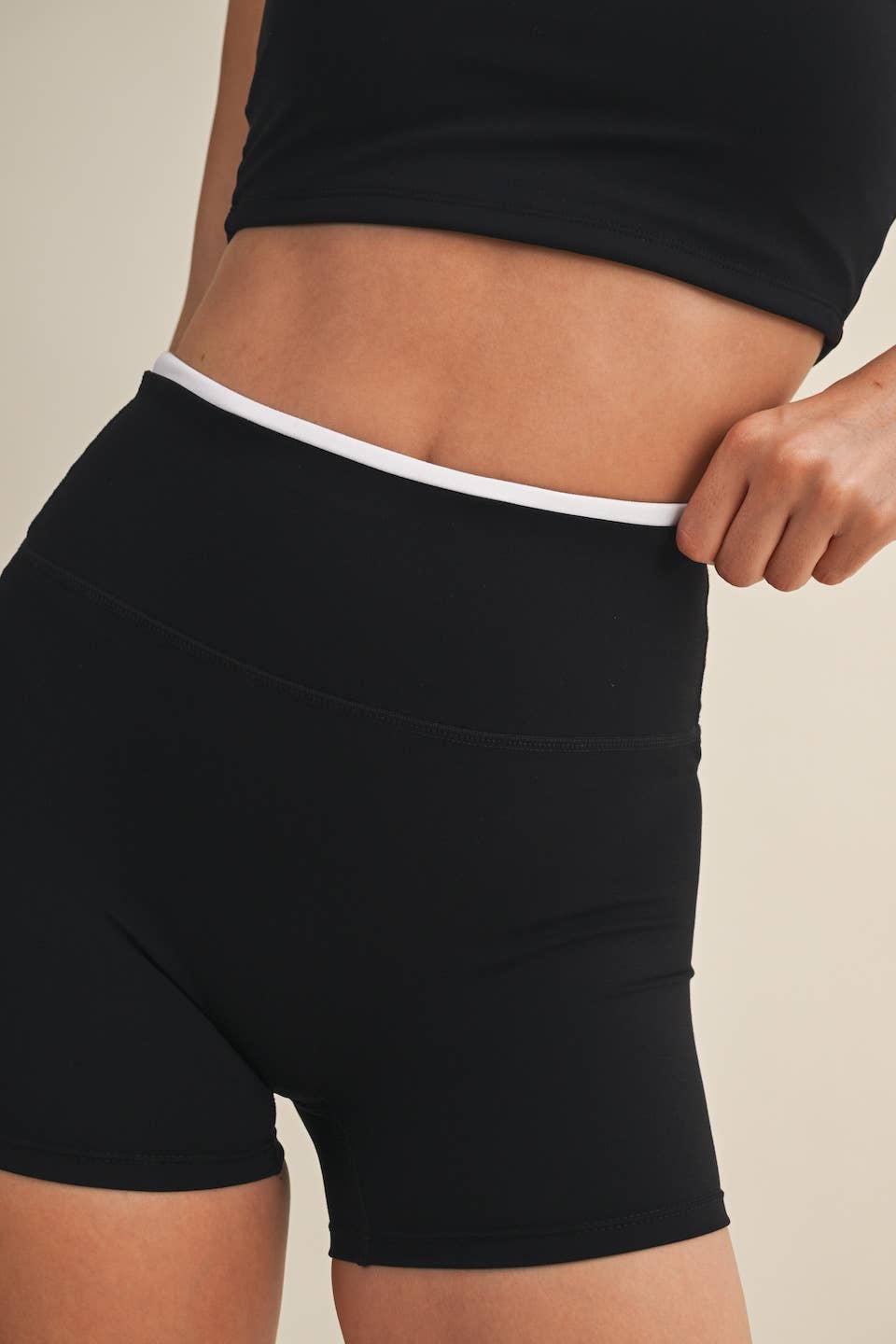 Contrast Binding Biker Shorts