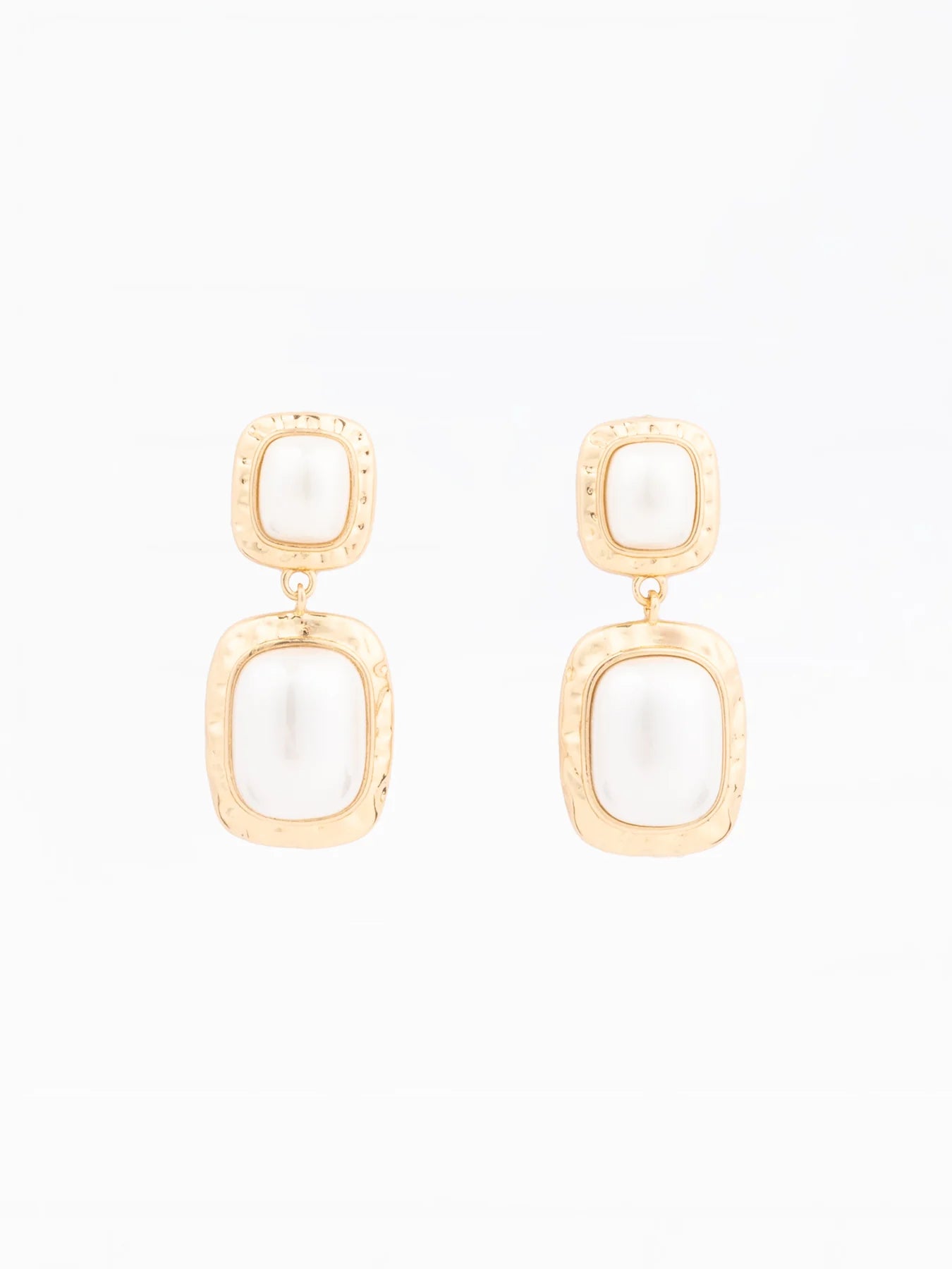 Margot Pearl Earrings