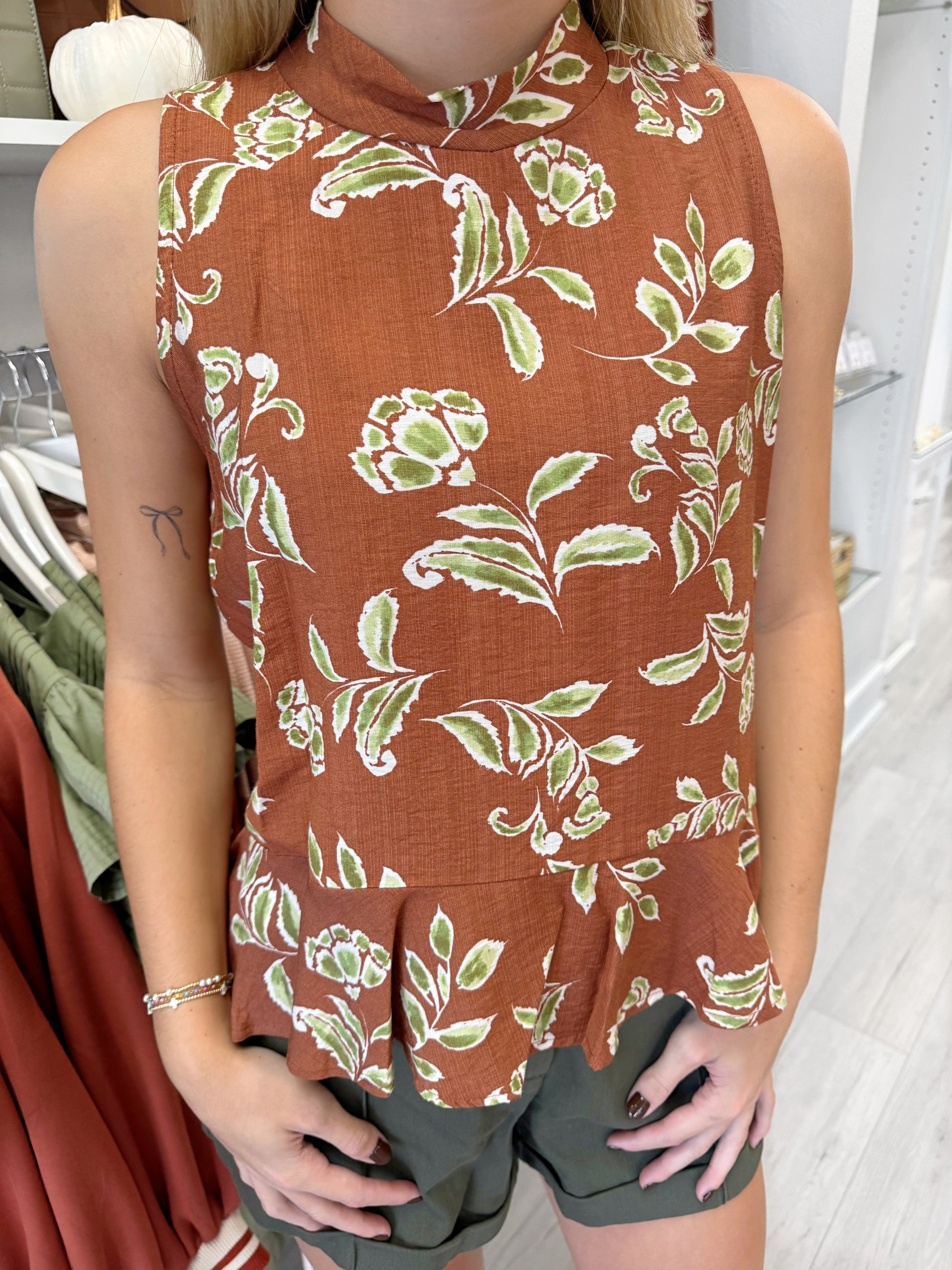 Women's top, halter top, abstract top, fall top, printed fall top, neutral fall top, basic top, sleeveless top, halter sleeveless top