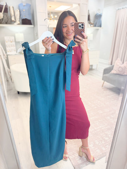 Midi dress, fancy dress, wedding guest dress, events dress, classy dress, woman's midi dress, woman's fancy dress, sleeveless dress