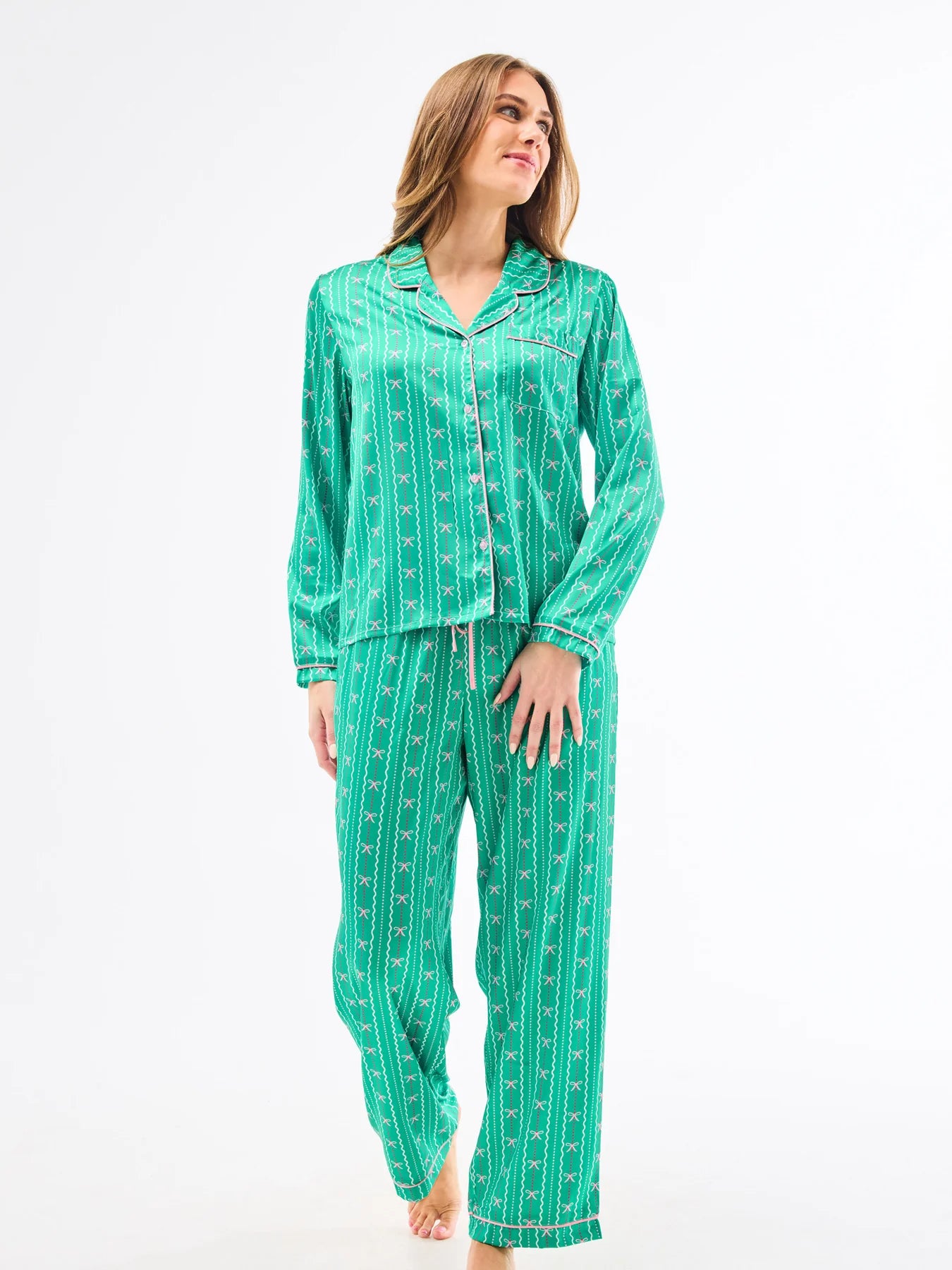 christmas pjs, holiday pjs, women's christmas pjs, christmas bow pjs, trendy pajamas