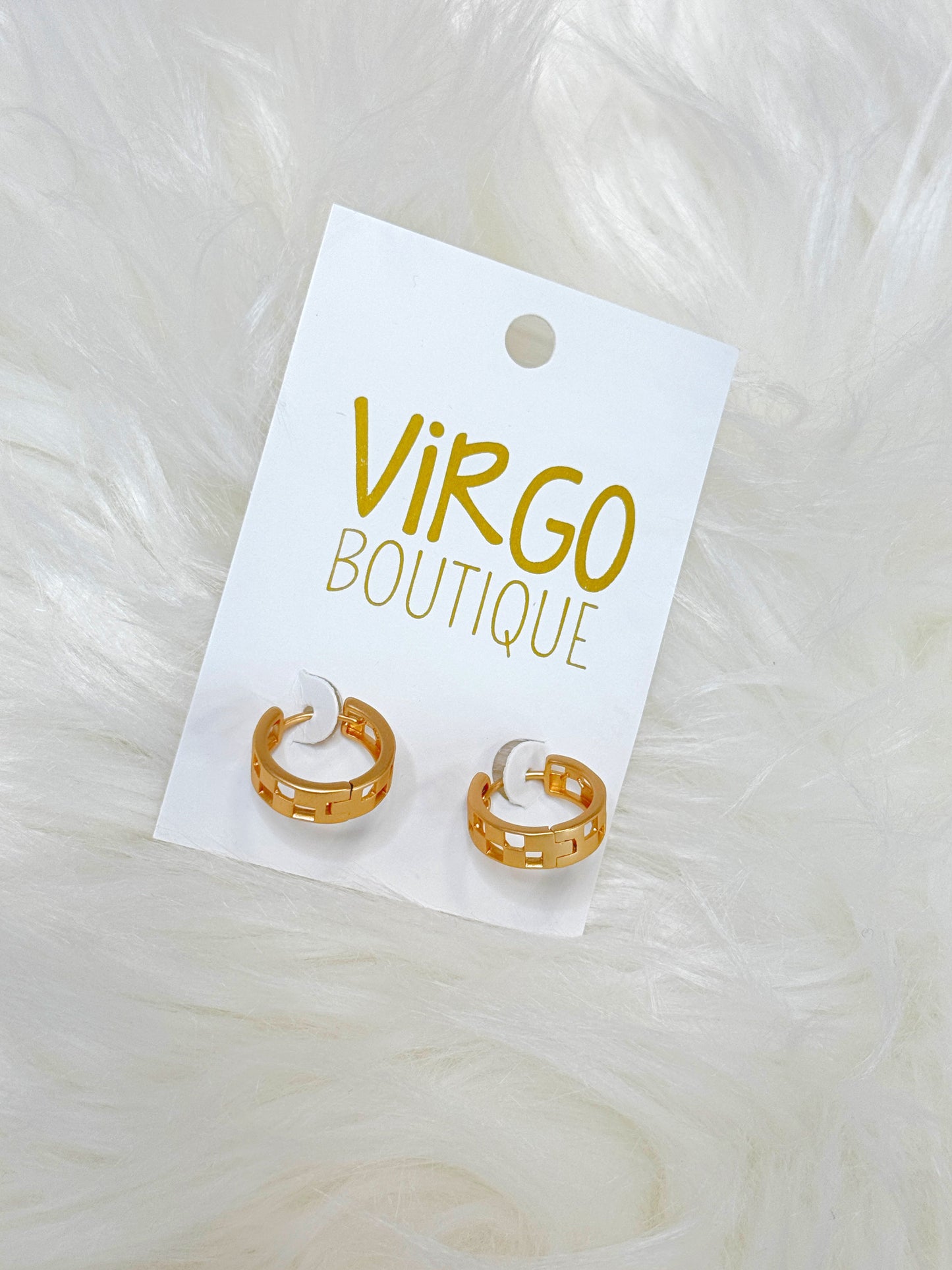 checkered hoops, gold hoops, silver hoops, checkered gold hoops