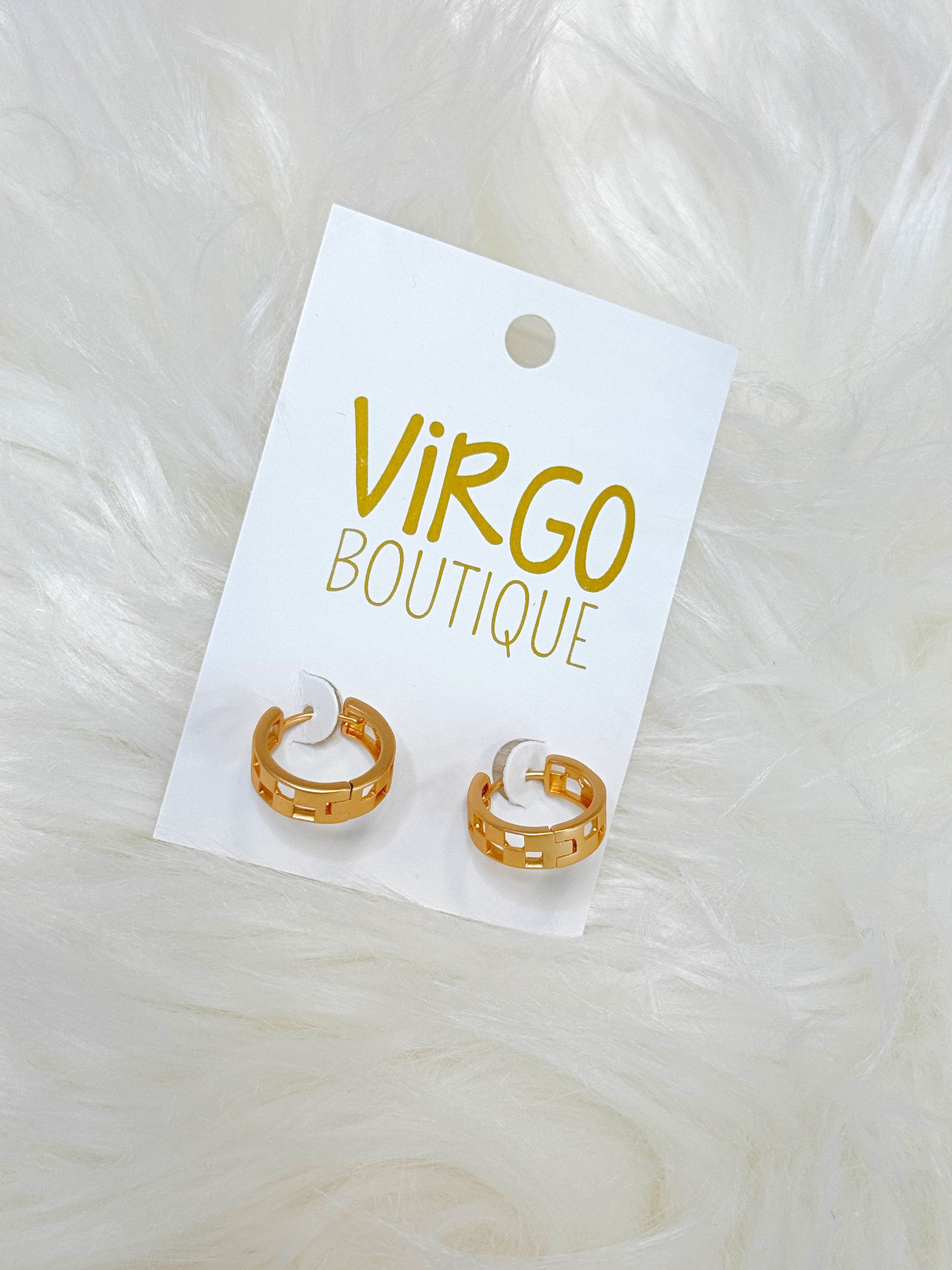 checkered hoops, gold hoops, silver hoops, checkered gold hoops