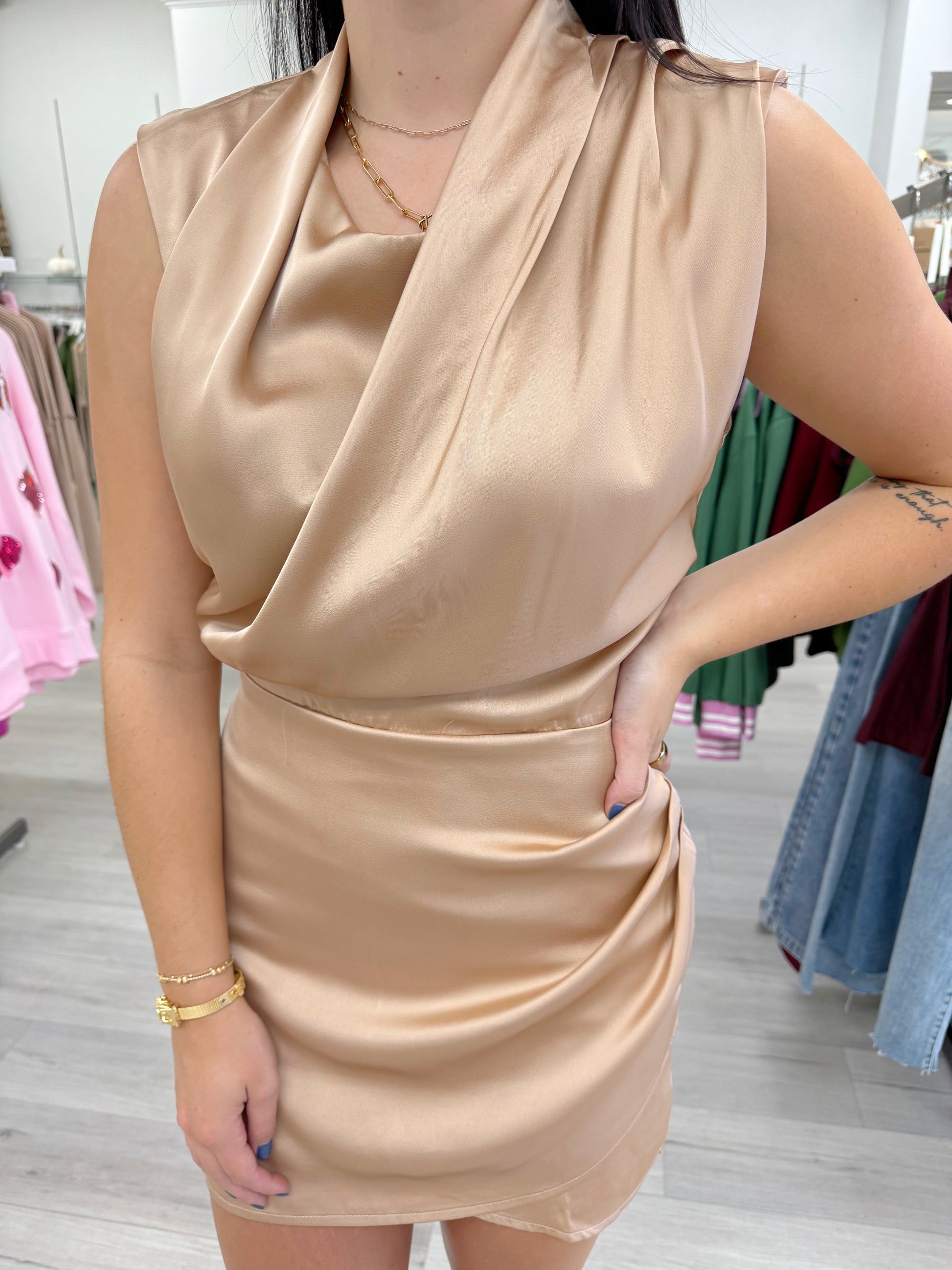 fancy dress, woman's dress, sleeveless dress, boutique dress, wedding guest dress, date night dress, night out dress, girls night dress, classy dress, strut and bolt dress, fall fancy dress