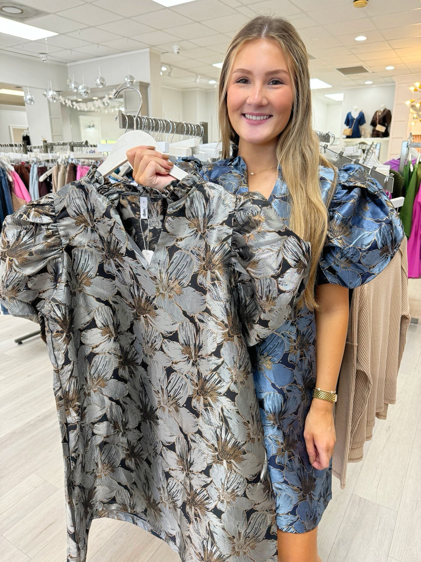 Ruffle V-neck Puff Sleeve Dress