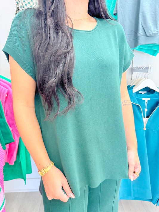 Ribbed Round Neck Top