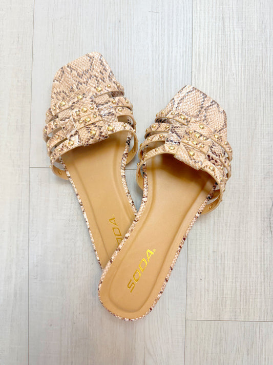 Sandal