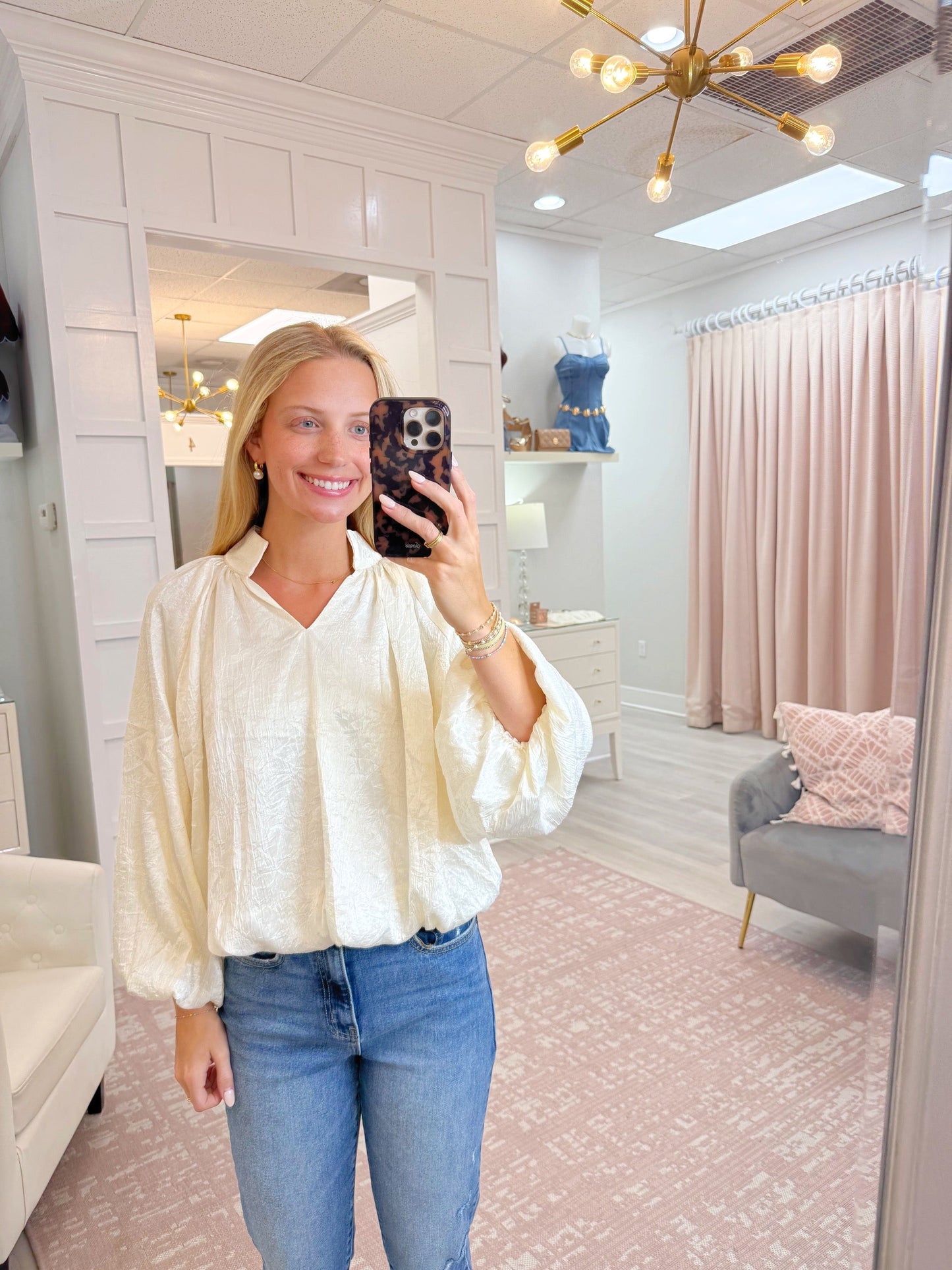 Balloon Sleeve V-Neck Top