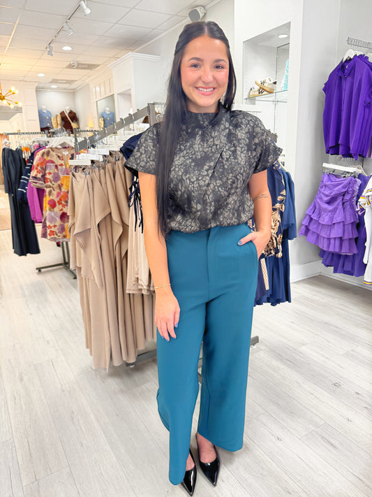 Madarin Collar Short Sleeve Top