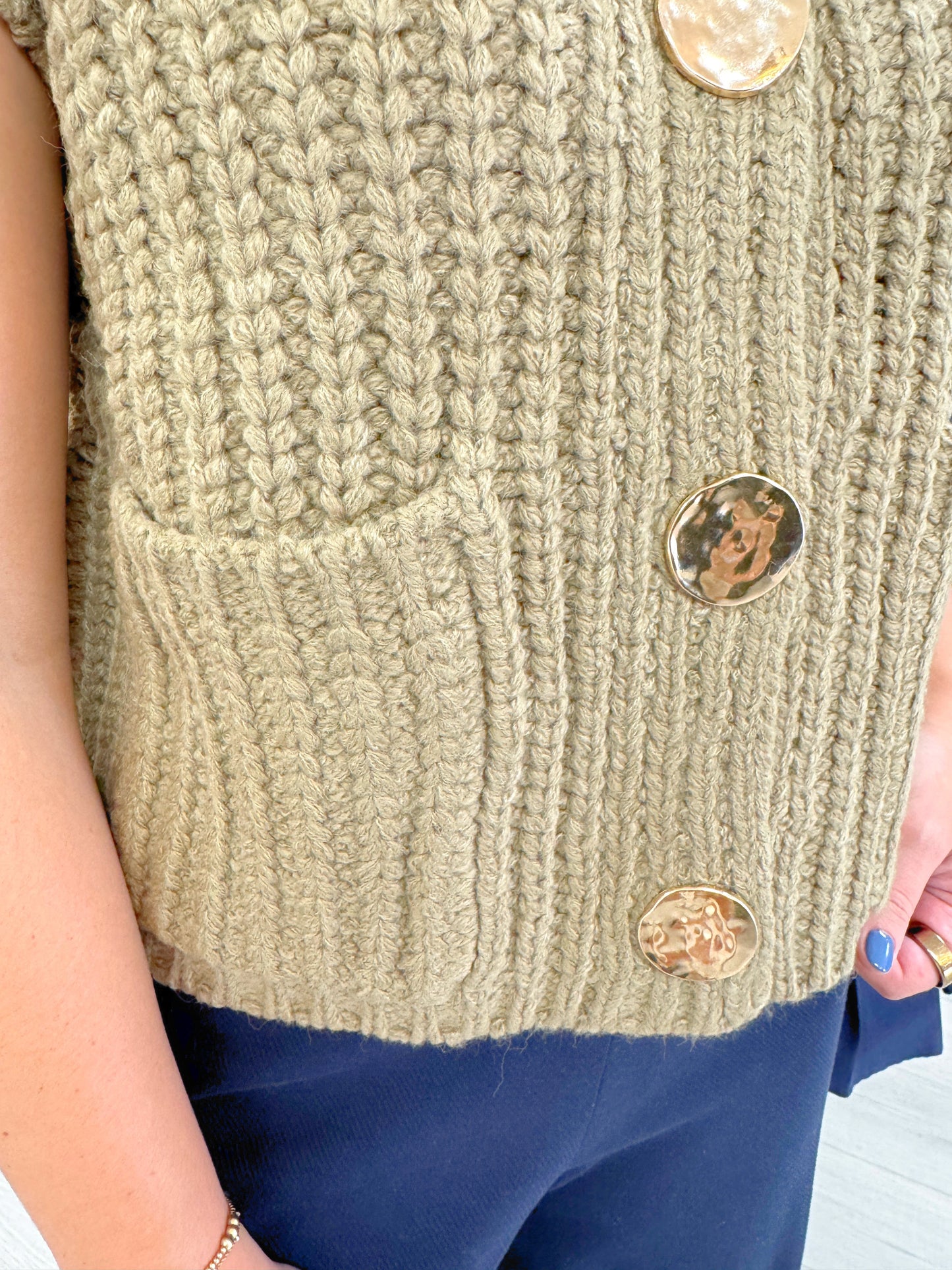 Front Button Knit Vest