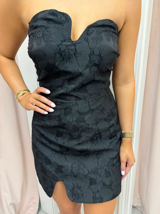 Women's dress, mini dress, textured dress, classy dress, fancy dress, homecoming dress, date night dress