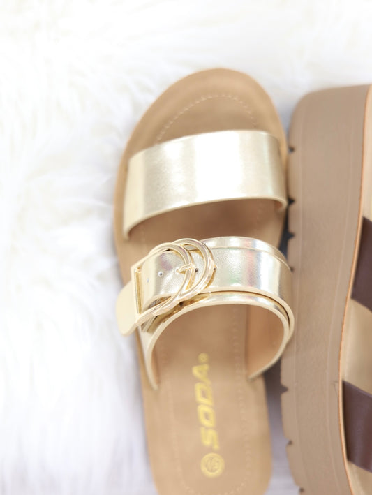Double Buckle Platforms