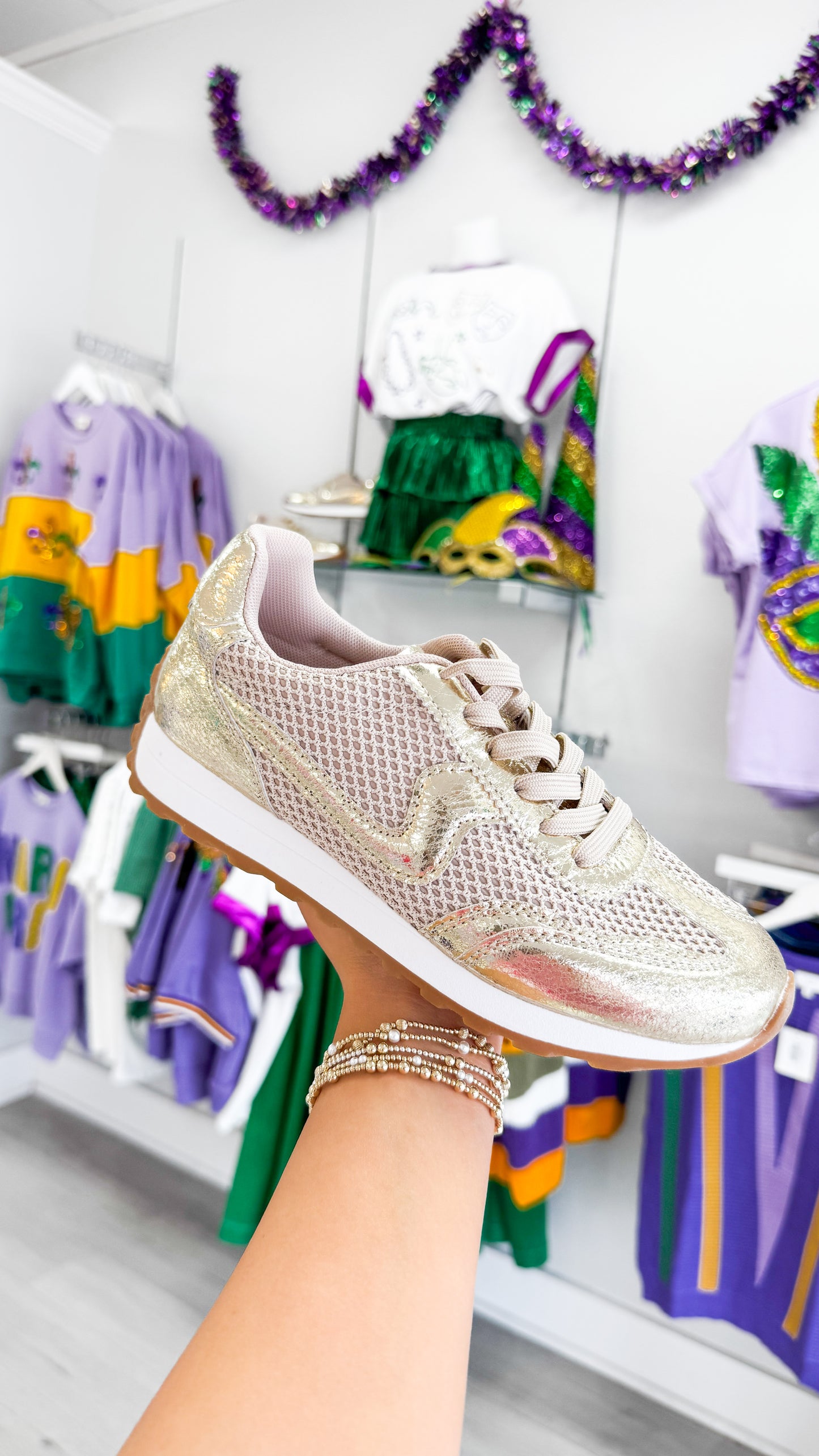 Mesh Low Top Sneaker