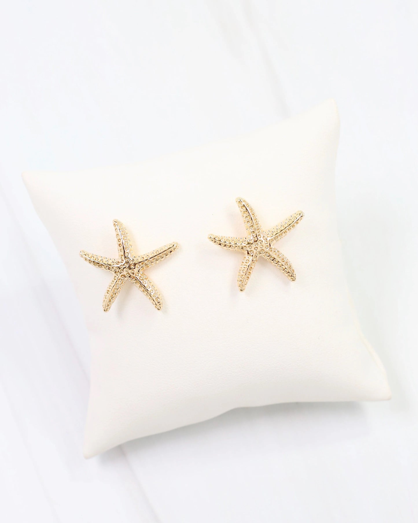 Elyria Starfish Earrings