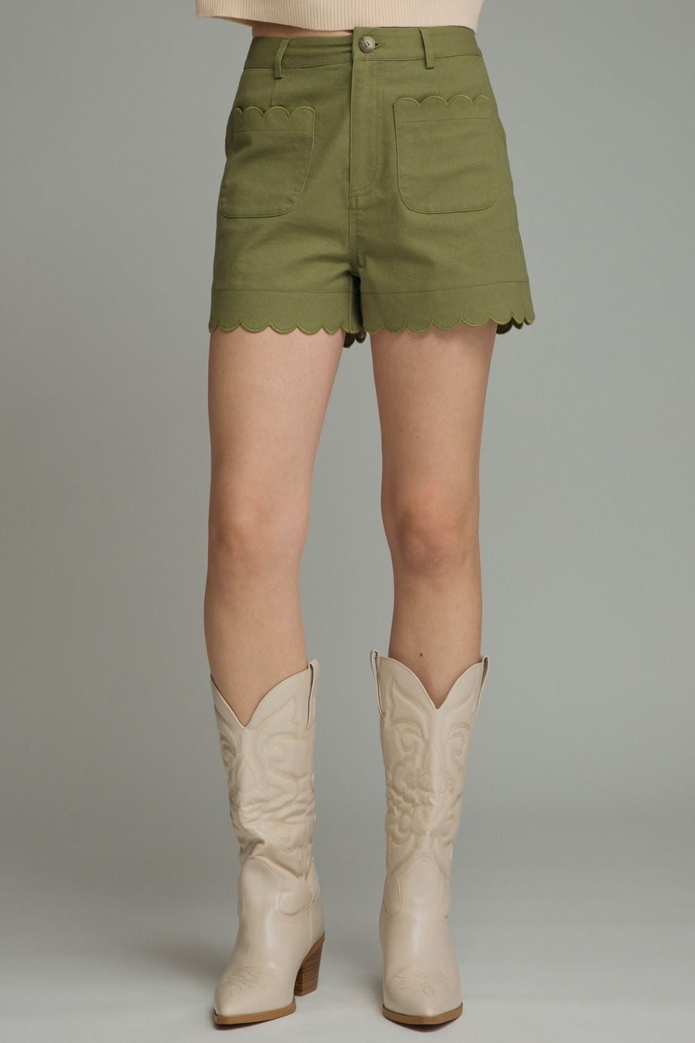 Bristol Front Pocket Scallop Trim Shorts