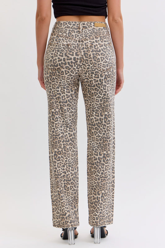 leopard jeans, trendy jeans, high rise jeans, comfy jeans, straight leg jeans, leopard high rise jeans