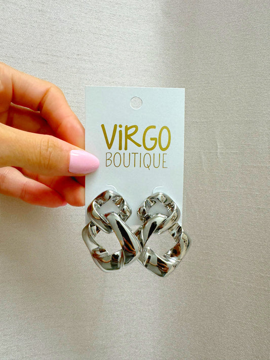 Silver earrings
vintage earrings
dangle earrings