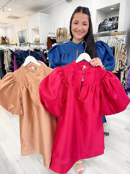 Holiday dress, womans puff sleeve dress, classy dress, puff sleeve dress, fancy relaxed dress, party dress, date night dress, boutique date night dress, puff sleeve classy dress, christmas party dress, family pictures dress