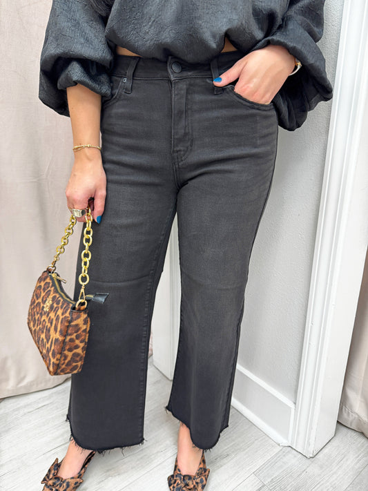 Women's denim, black denim, wide leg denim, high waisted denim, JBD denim, JBD black denim, comfortable denim, raw hem denim, black pants, black work pants, black work denim