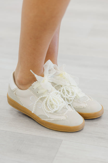 Ribbon Embroidered Sneaker