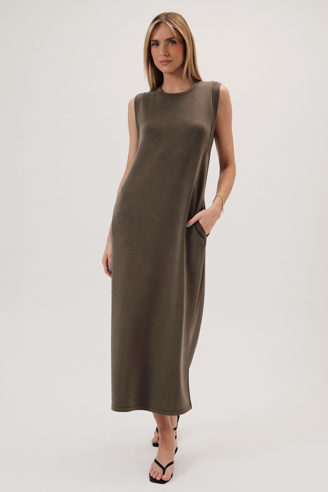 Stella Sleeveless Maxi Dress