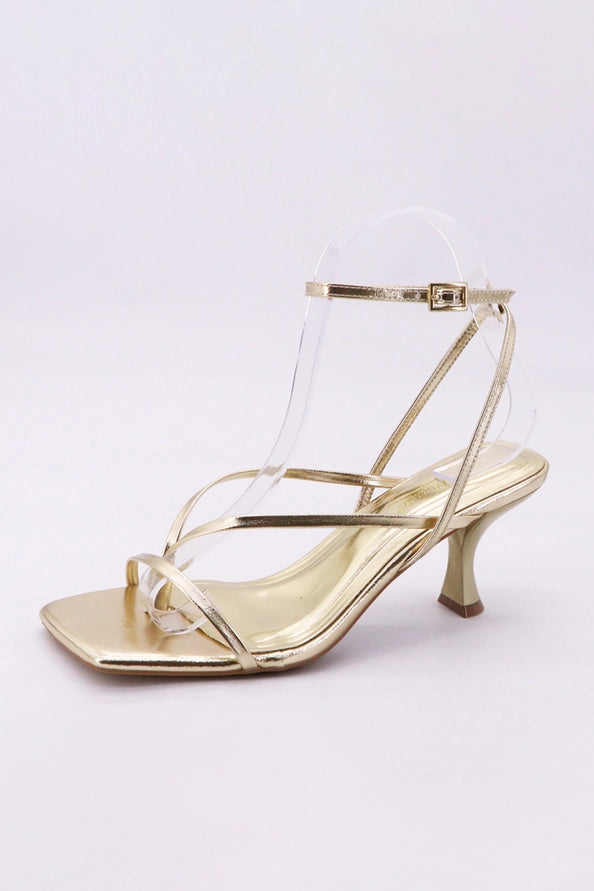 Lina Thong Heel